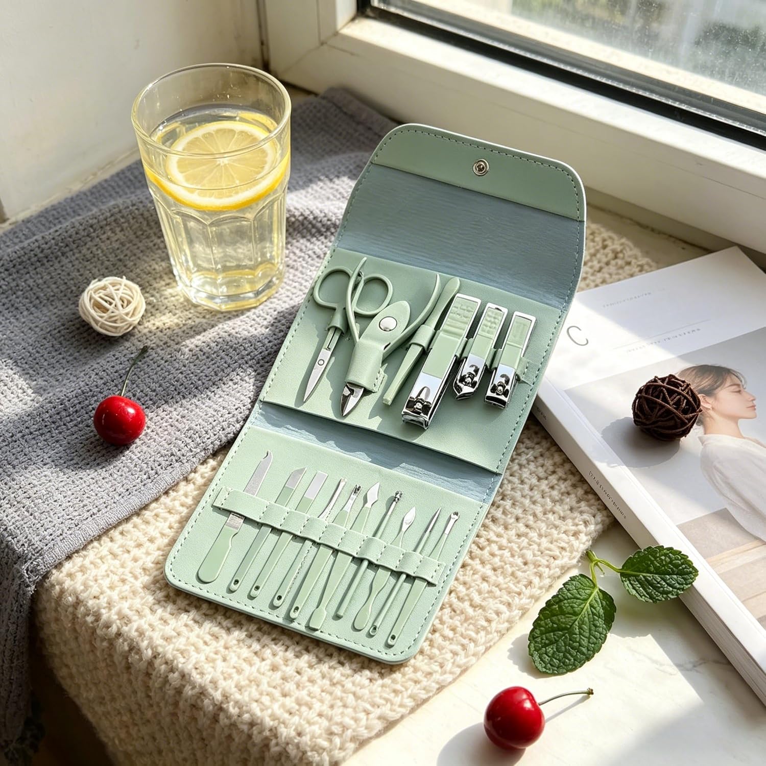 Mens Grooming Kit Case - Manicure Set 16 in 1 Stainless